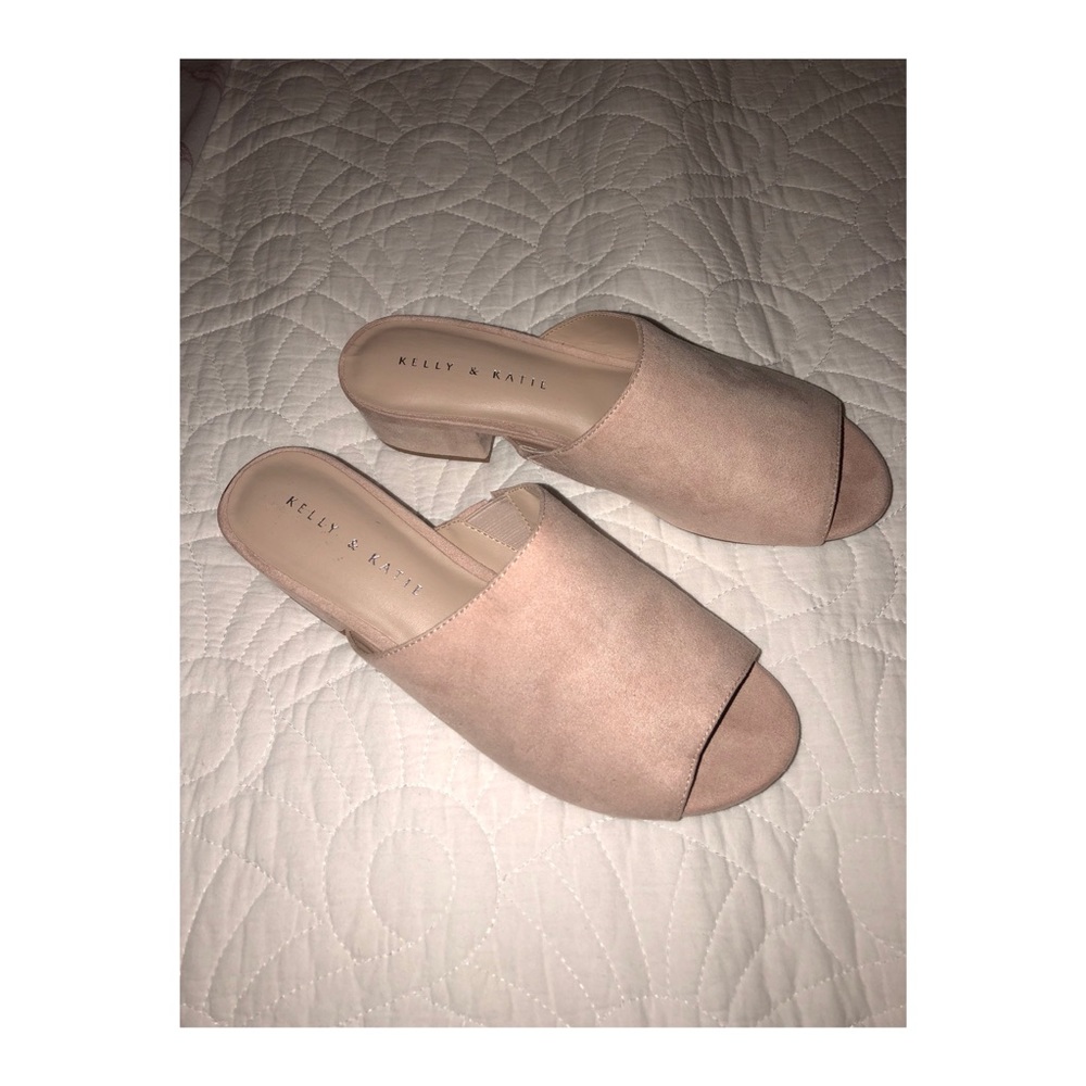 Kelly & Katie Mules